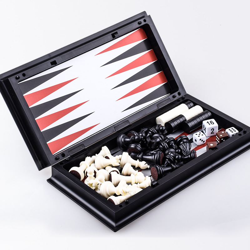 Scacchi magnetici pieghevoli 2 - Board Game Operation recensione e prezzo