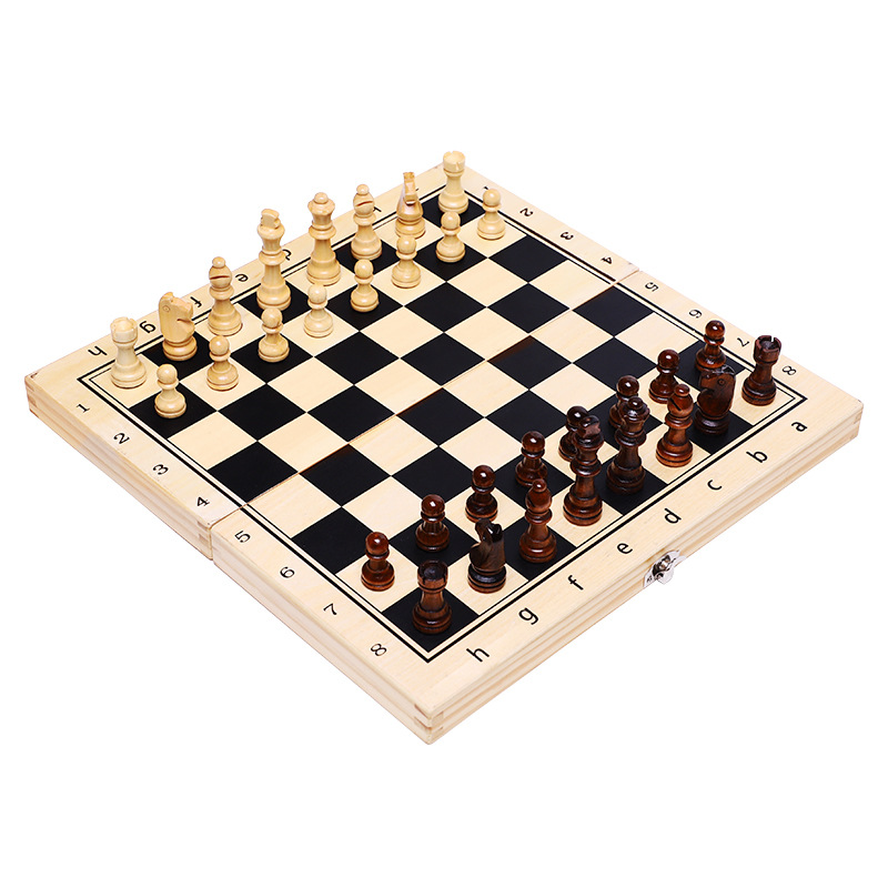 Scacchiera Tre in 1 Dama in le - Board Game Yearbook recensione e prezzo