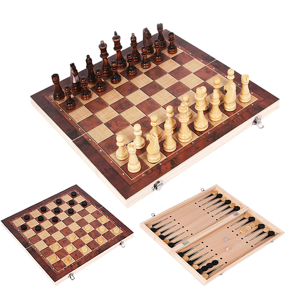 Set da Viaggio 3 in 1: Scacchi - Board Game Yearbook recensione e prezzo